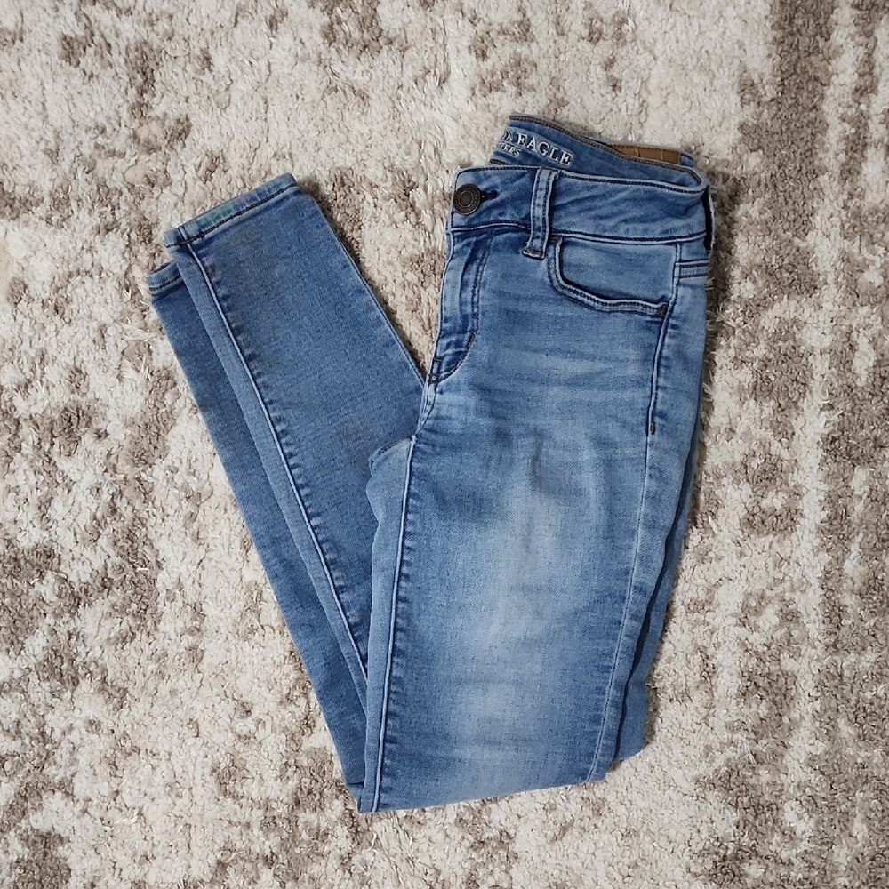 American Eagle Outfitters Light Blue Skinny Jeans